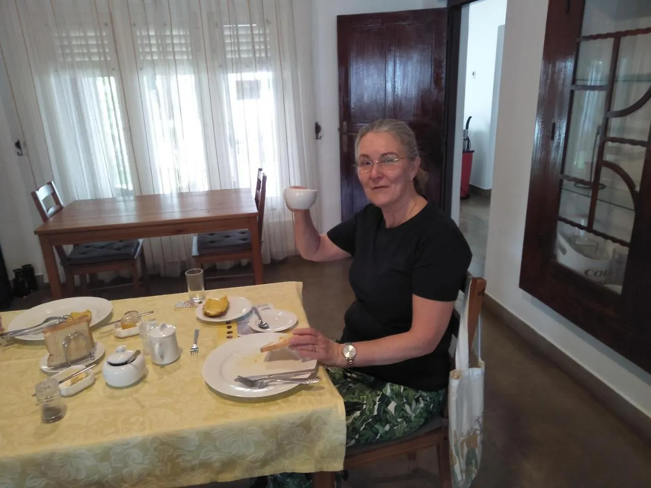 **  Dions Guest House Negombo Sri Lanka